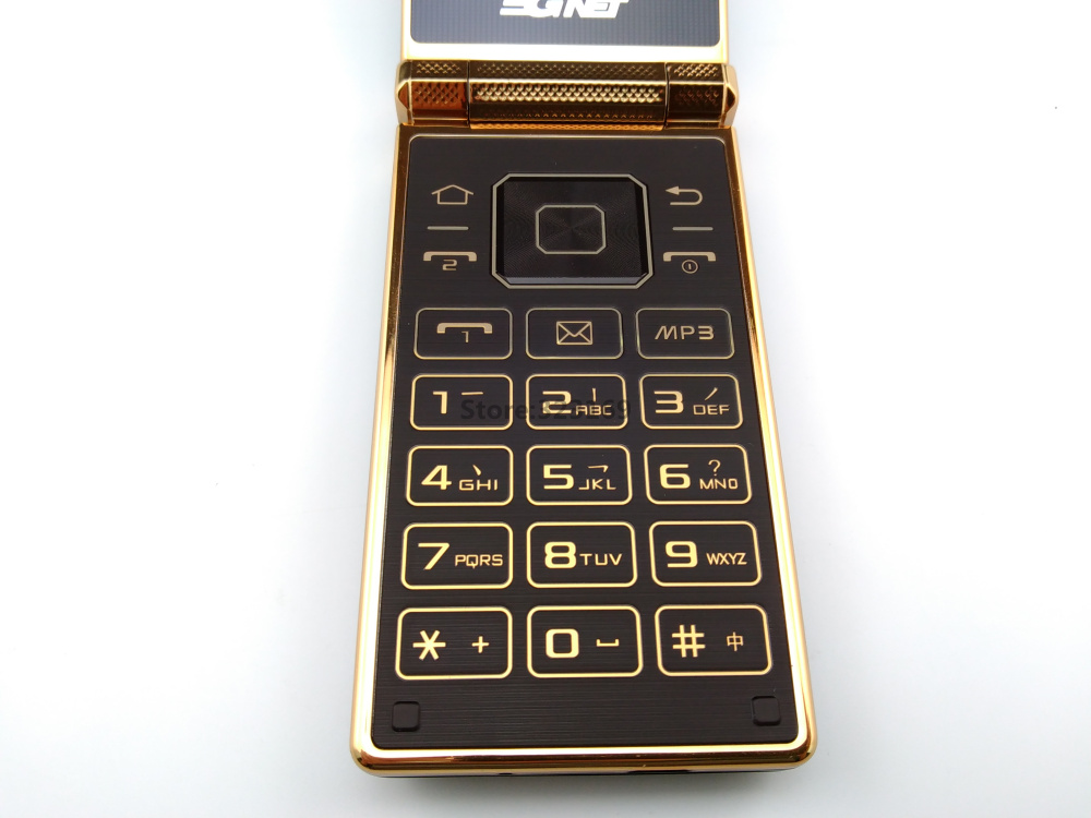 Телефон раскладушка отзывы. Самсунг раскладушка кнопочный. Самсунг Голд раскладушка 2020. Самсунг раскладушка с большими кнопками. Кнопочный раскладушка с экраном Samsung.