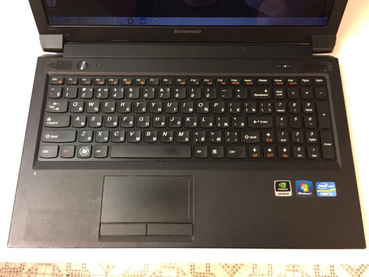 Lenovo b570e не включается